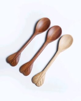 Sendok Kayu Natural Heart Shape