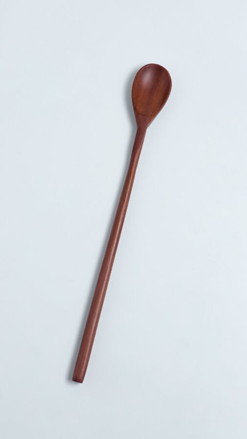 Sendok untuk memberi makan balita yang beralih dari pure ke makanan padat.